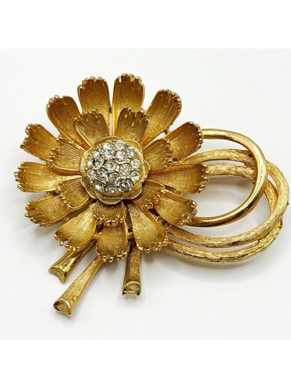 Vintage Goldtone Flower With Rhinestone Accents Pin Brooch 2.25”